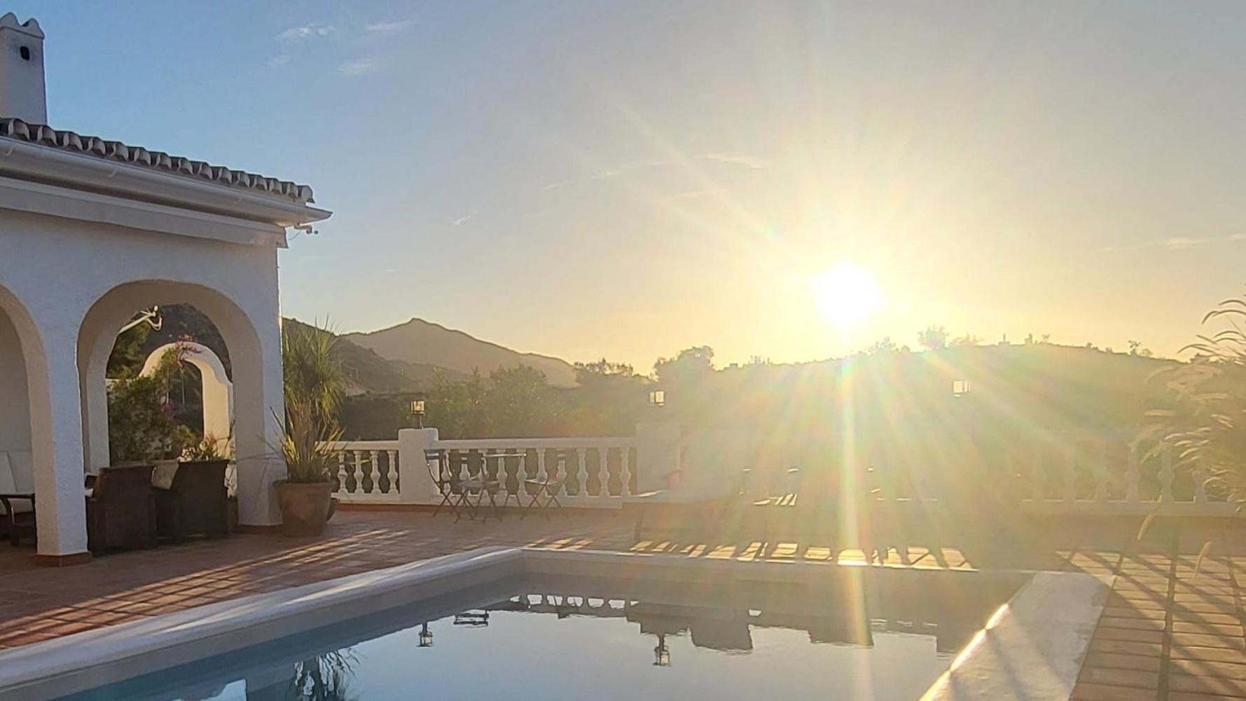 Romantic White Villa -Private Pool Nerja Eksteriør bilde